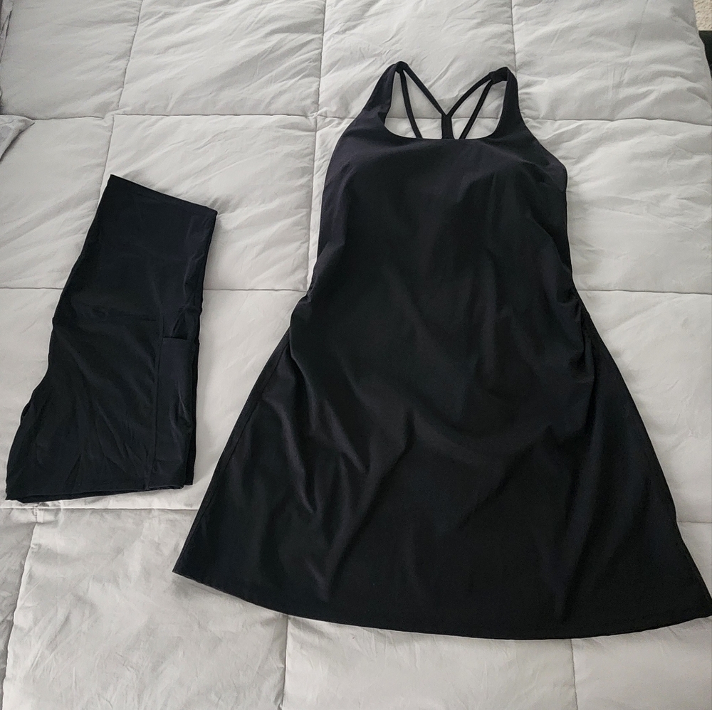 Maacie active maternity dress with shorts size L
